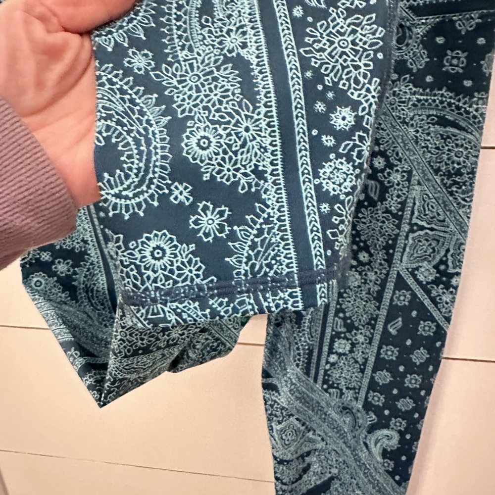 Fabletics S Powerhold Blue Patchwork Lacework Hig… - image 6